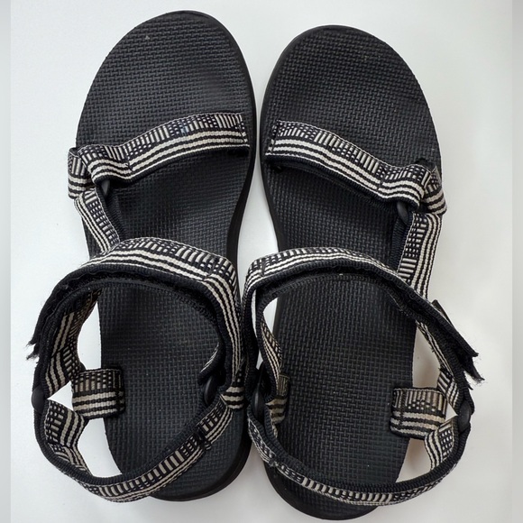Teva Original Universal Sport Sandals Women’s 7 Black and White Geometric Print - Picture 6 of 15